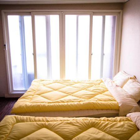Yakorea Hostel Hongdae Σεούλ Εξωτερικό φωτογραφία
