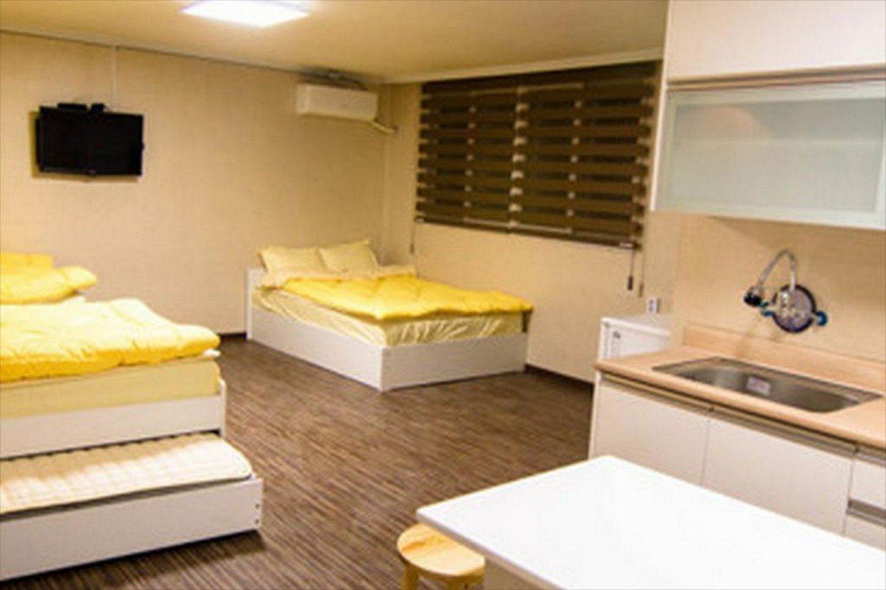 Yakorea Hostel Hongdae Σεούλ Εξωτερικό φωτογραφία