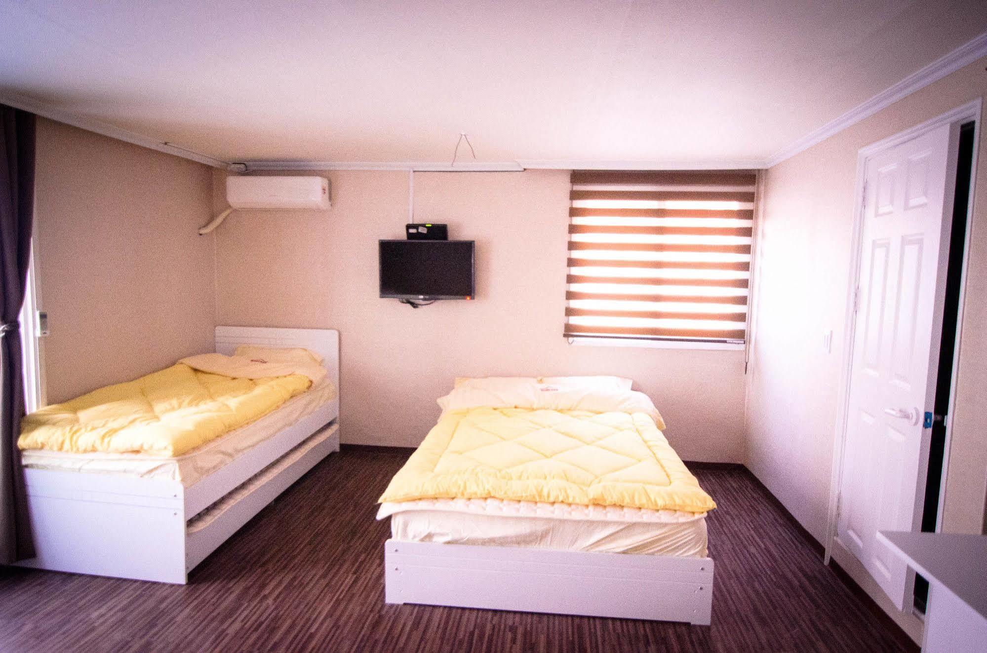 Yakorea Hostel Hongdae Σεούλ Εξωτερικό φωτογραφία