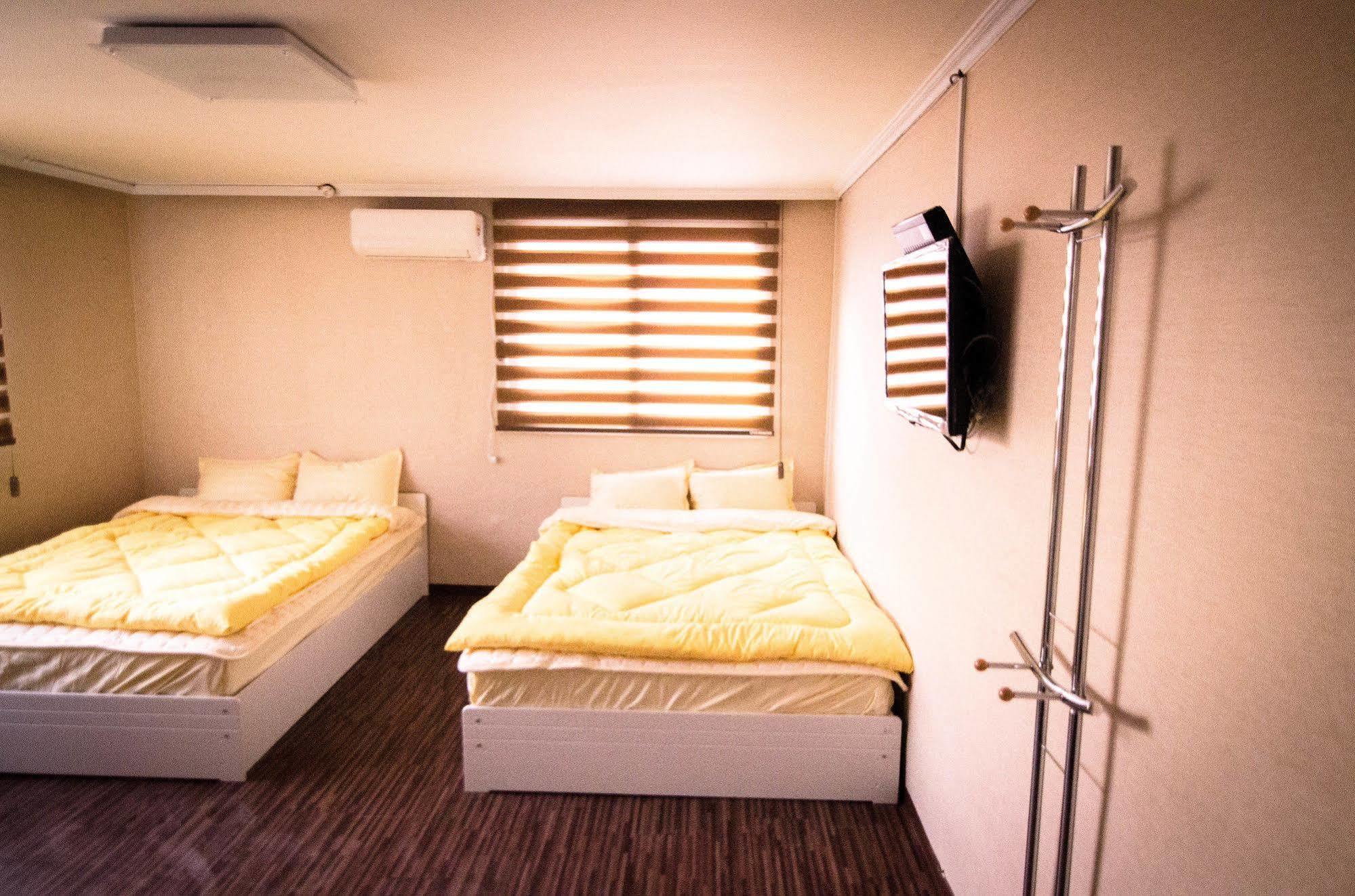 Yakorea Hostel Hongdae Σεούλ Εξωτερικό φωτογραφία