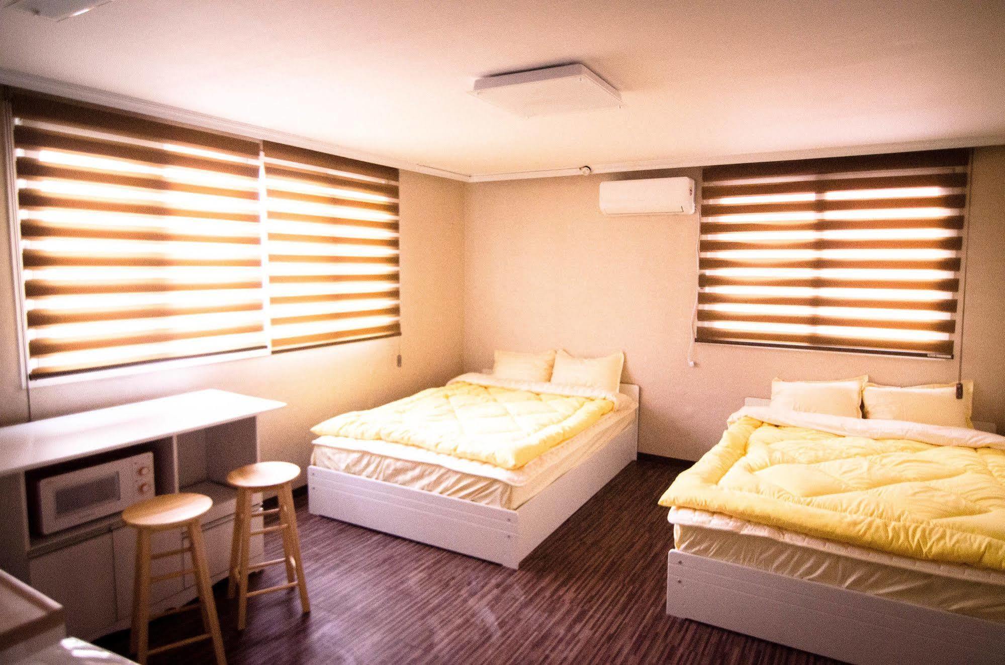 Yakorea Hostel Hongdae Σεούλ Εξωτερικό φωτογραφία