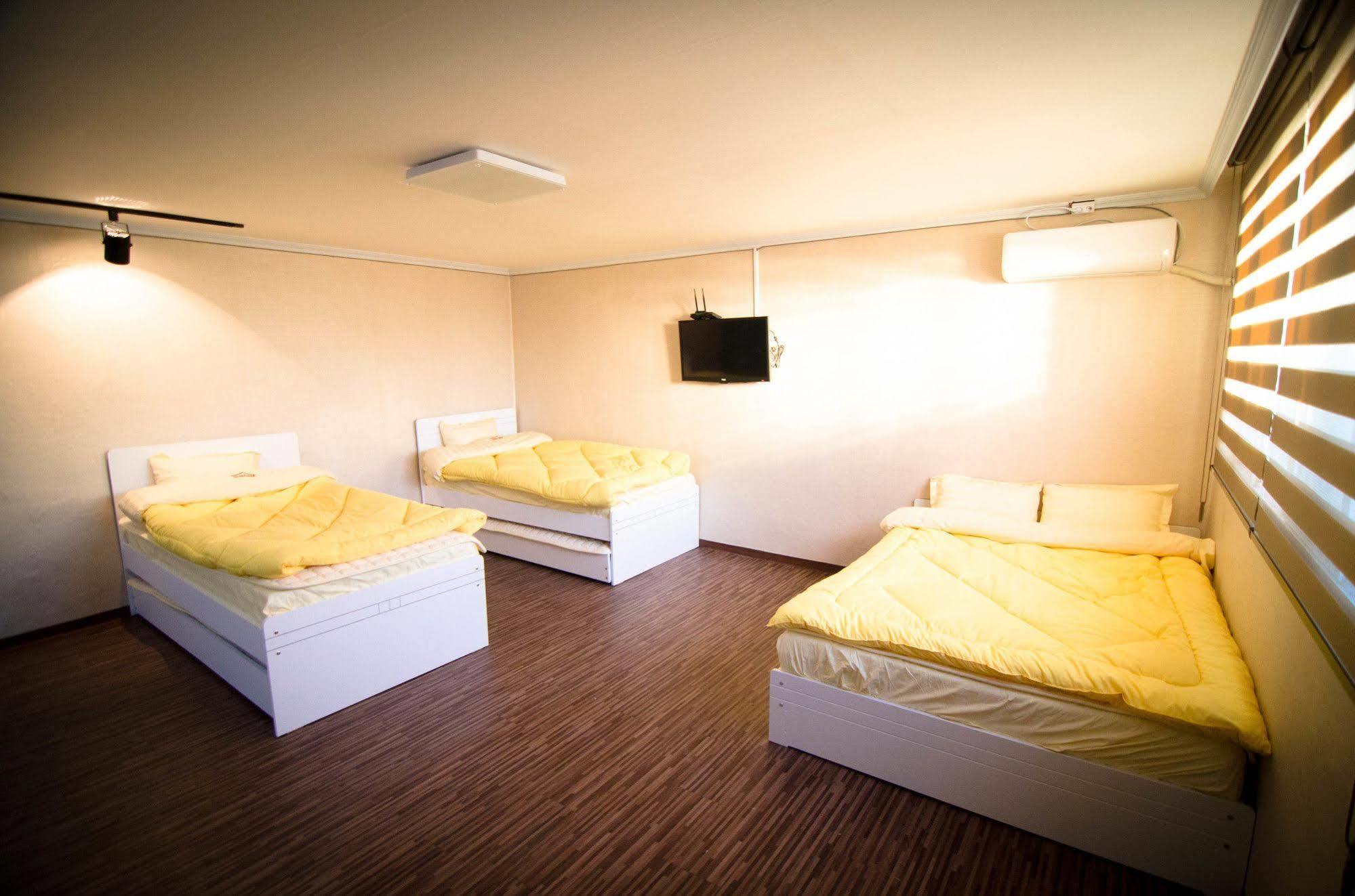 Yakorea Hostel Hongdae Σεούλ Εξωτερικό φωτογραφία