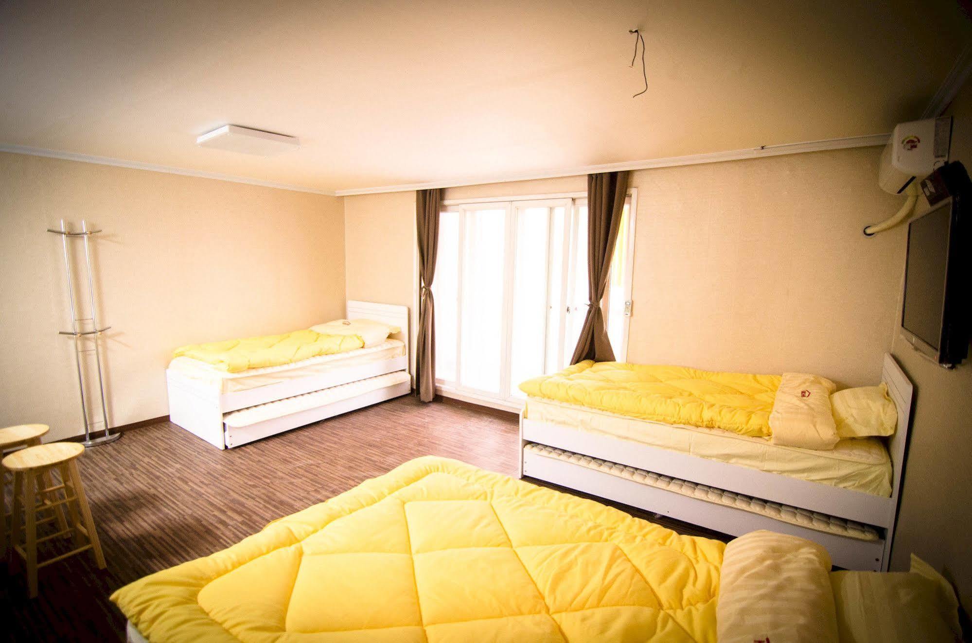 Yakorea Hostel Hongdae Σεούλ Εξωτερικό φωτογραφία